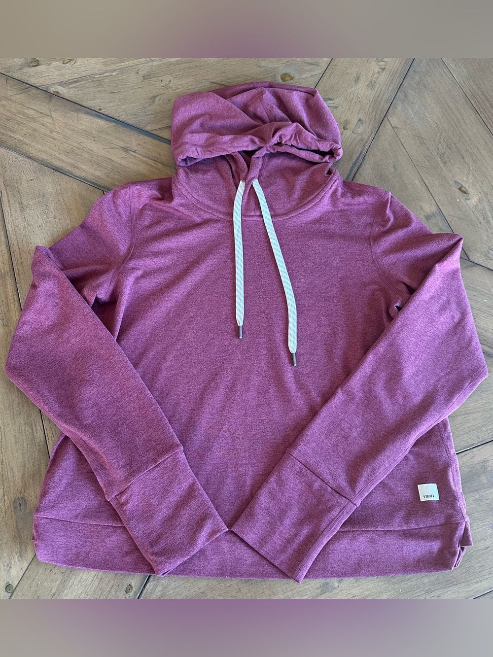 Vuori Halo Essential Hoodie Womens XS Performance VW226 Purple/Red Stretch Run